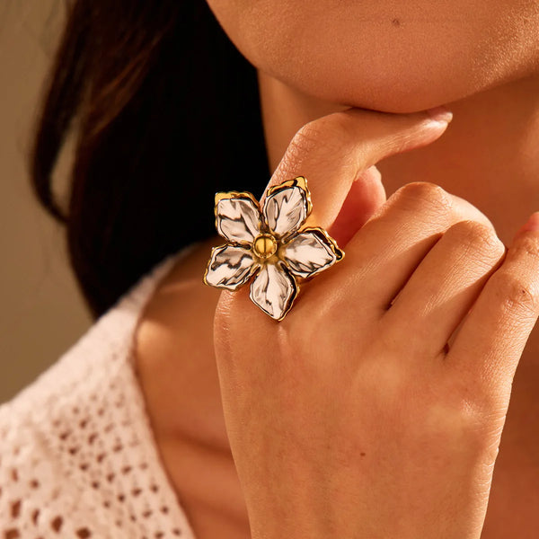 Enamel Leaf Open Ring
