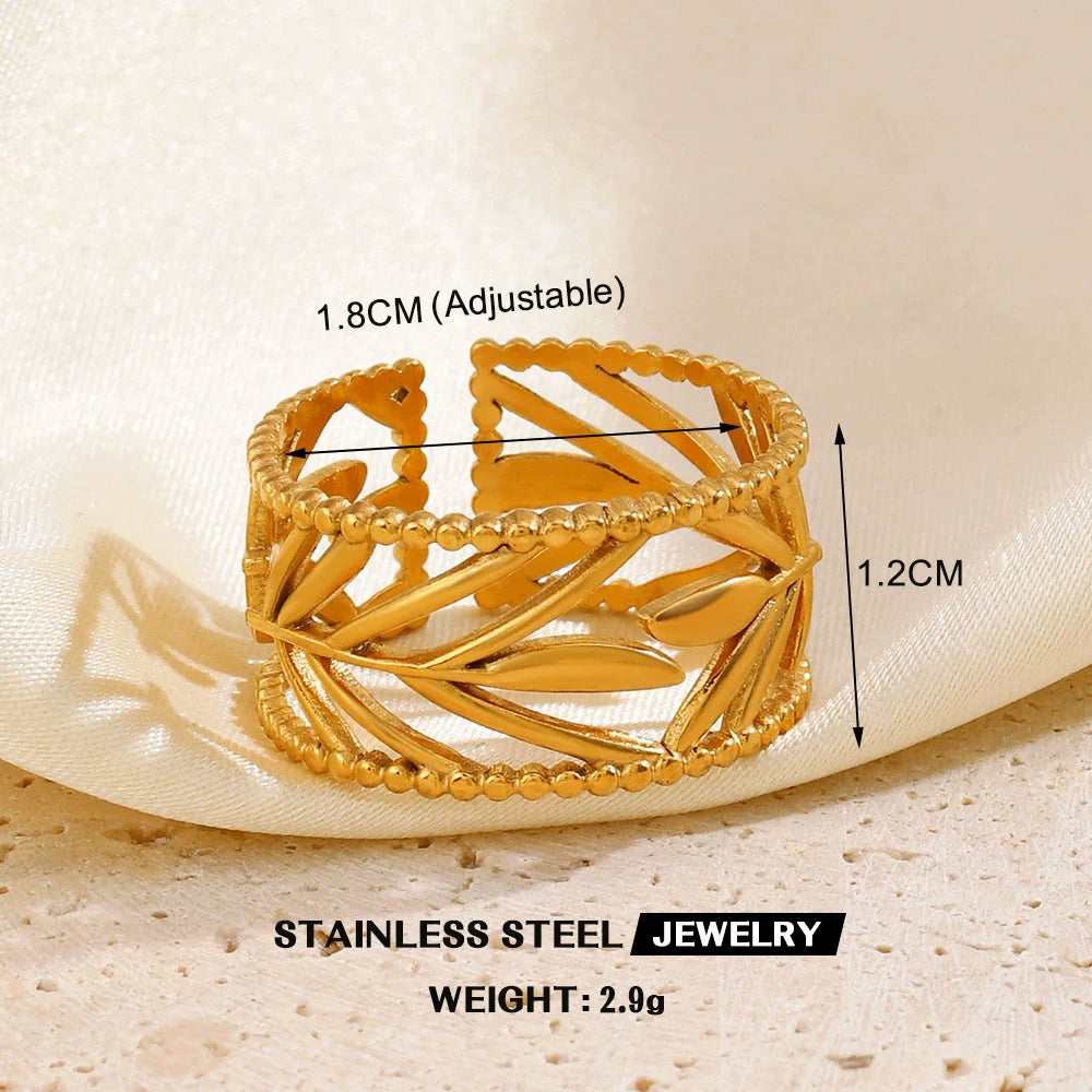 1007 Gold Leaf Heart Ring