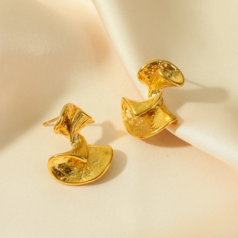 1007 Stainless Steel Gold Geometric Twist Earrings