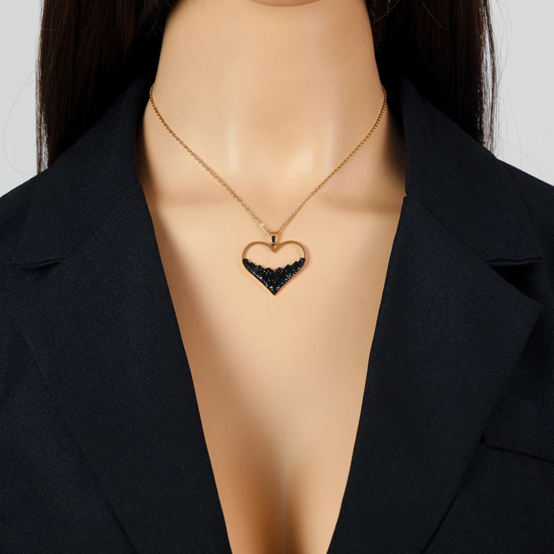 1007 Stainless Steel Heart Black Stone Necklace & Earrings Set