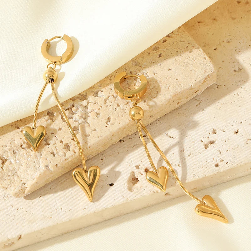1007 Gold Heart Pendant Necklace & Earrings Set