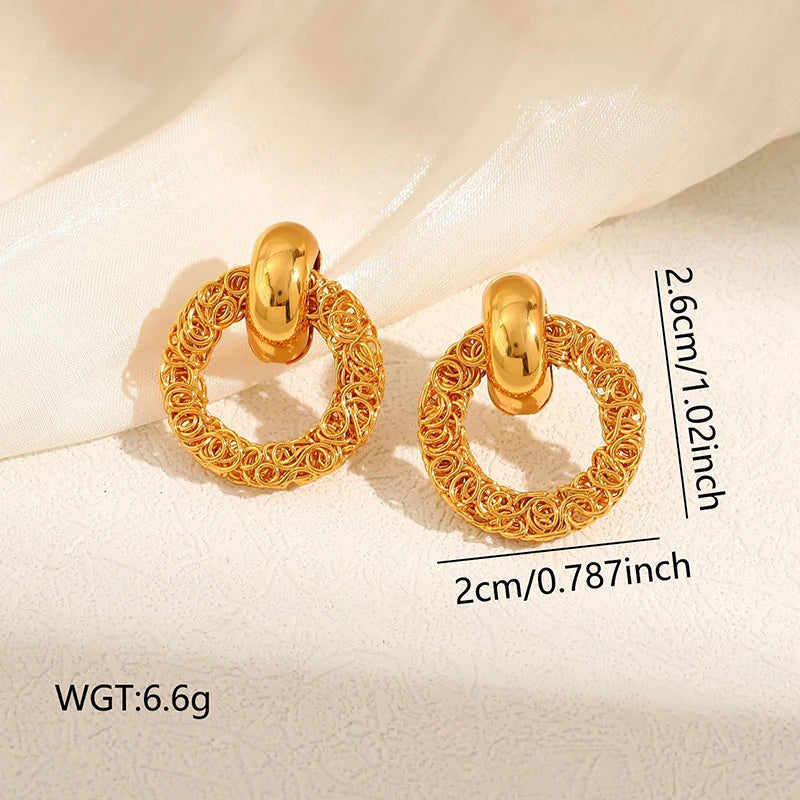 1007 C-Shaped Zircon Stud Earrings