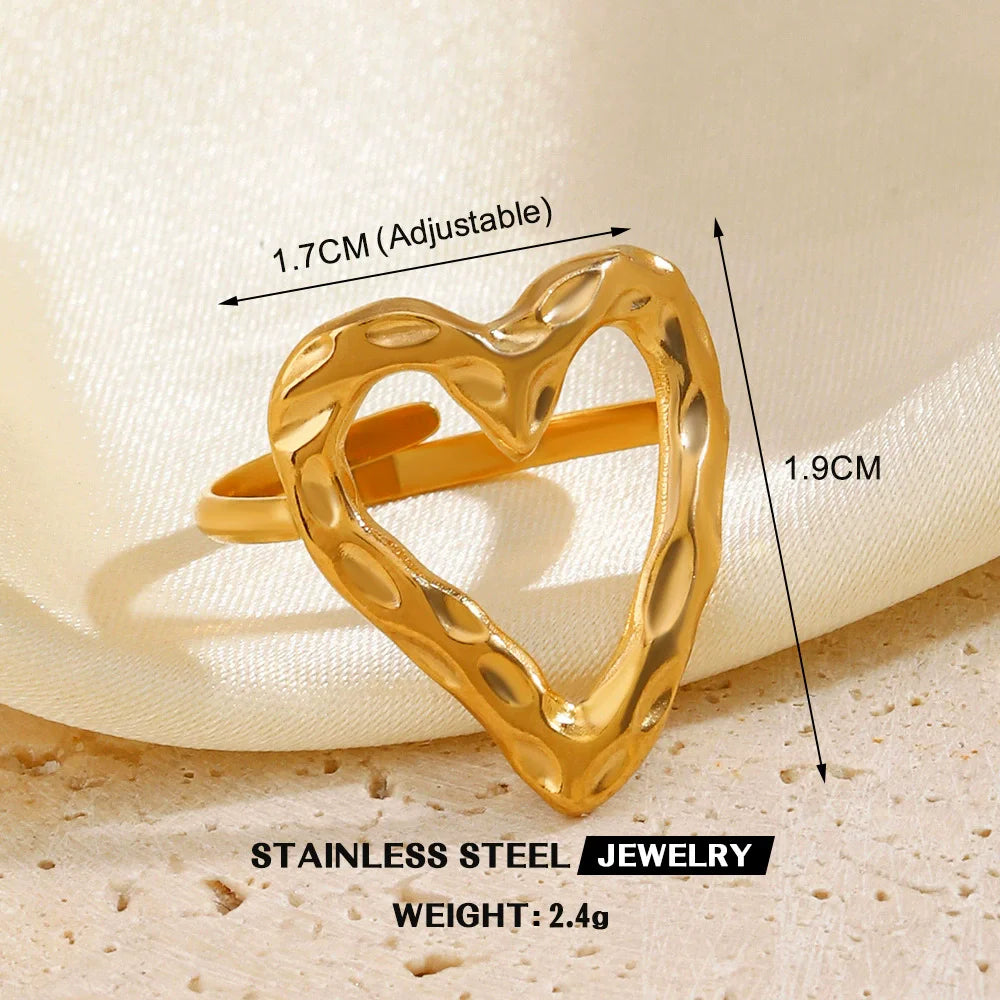 1007 Gold Leaf Heart Ring