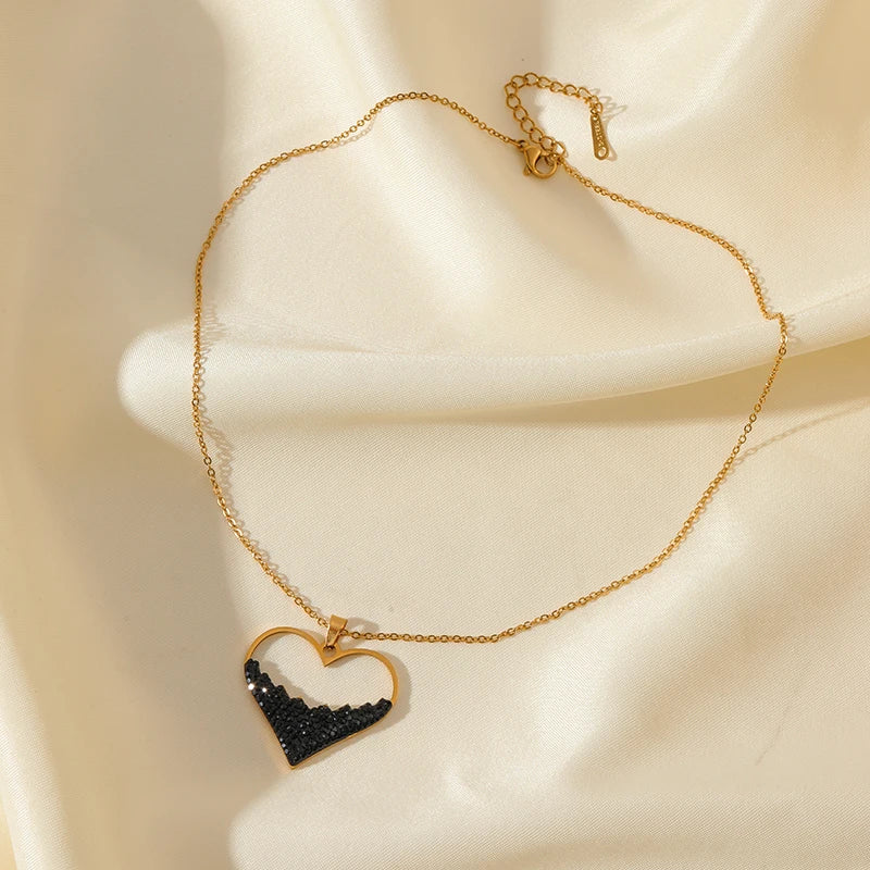 1007 Stainless Steel Heart Black Stone Necklace & Earrings Set
