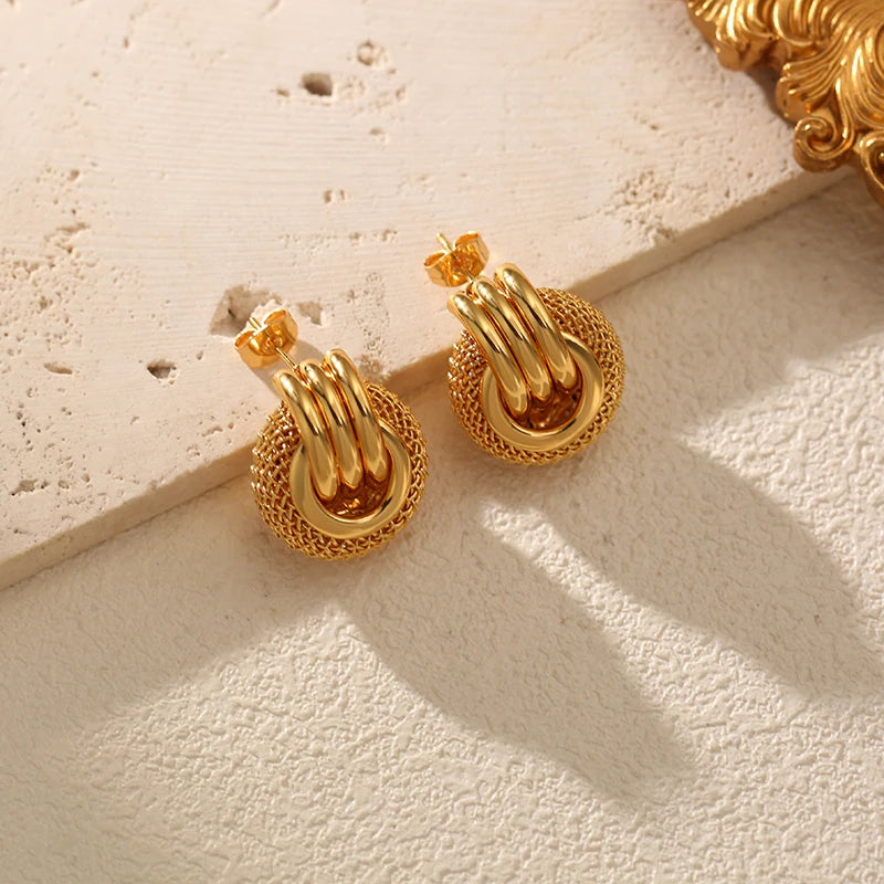 1007 Small Gold Round Stud Earrings