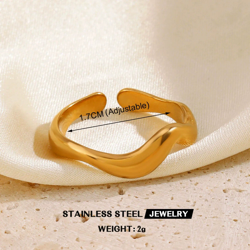 1007 Gold Leaf Heart Ring