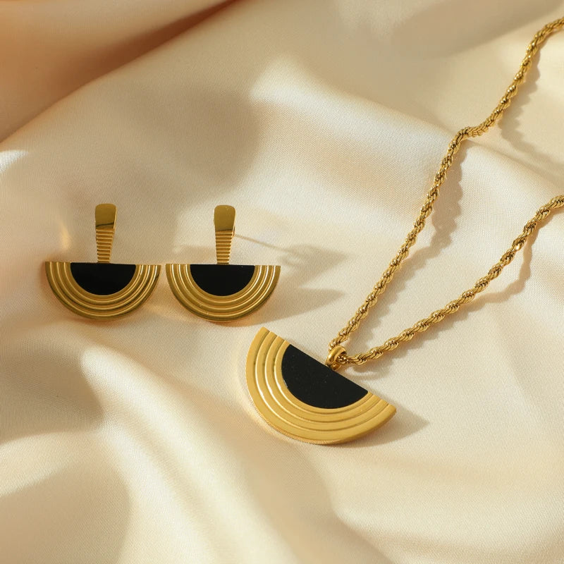 1007 Stainless Steel Geometric Semicircle Necklace & Earrings Set