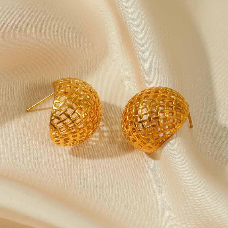 1007 Stainless Steel Gold Geometric Twist Earrings