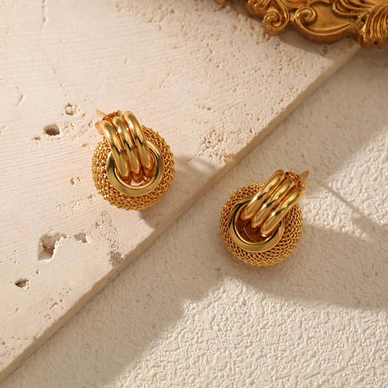 1007 Small Gold Round Stud Earrings