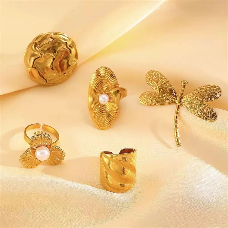 1007 Gold Dragonfly Ring