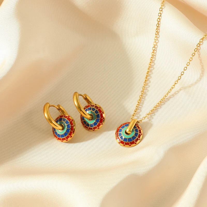 1007 Stainless Steel Vintage Flower Necklace & Earrings Set