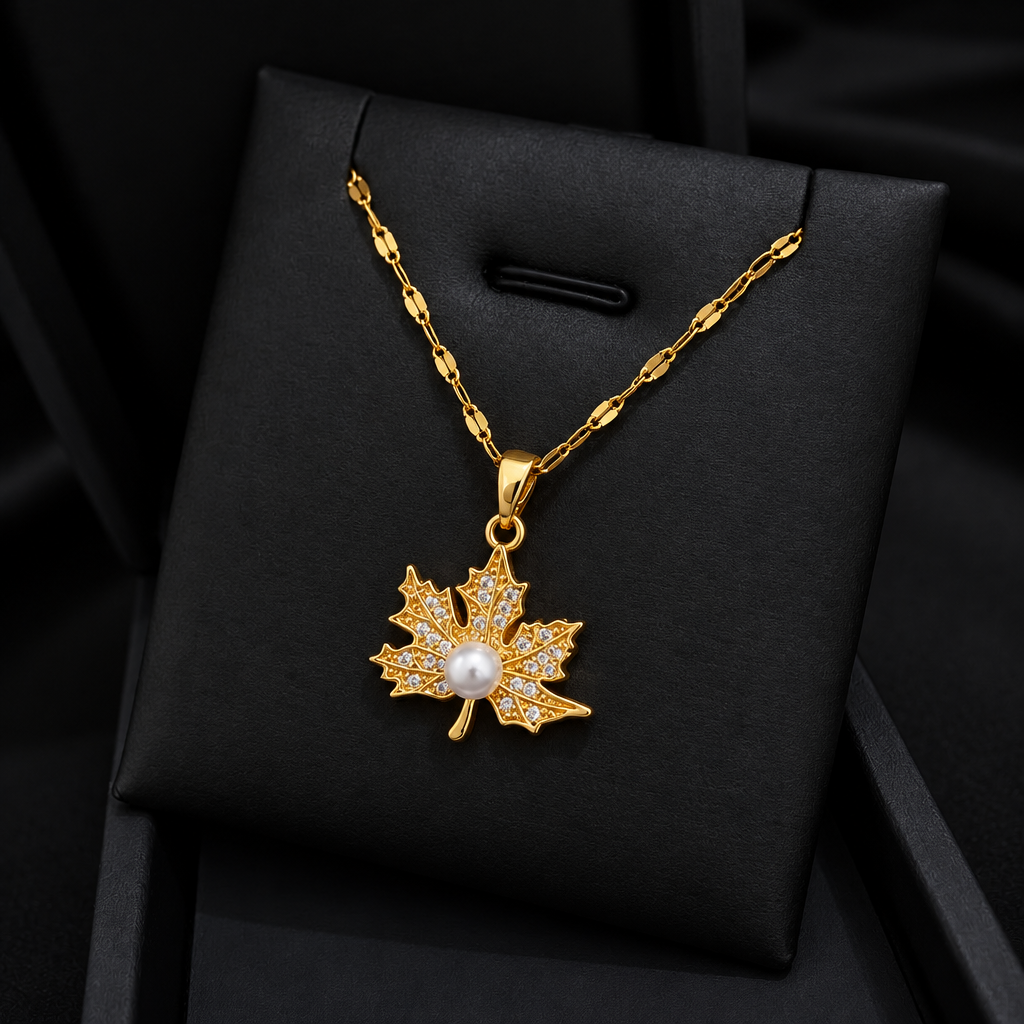 1007 Blue Flower Pendant Necklace