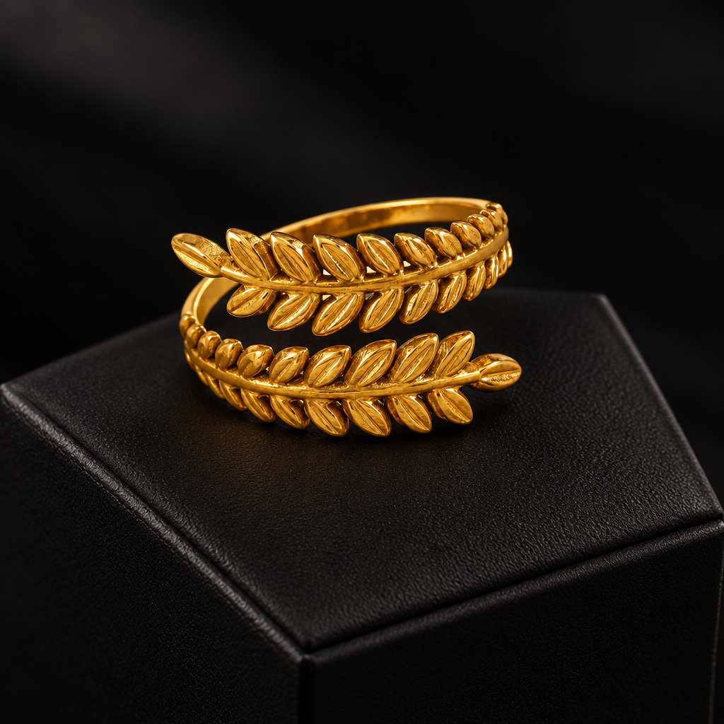 1007 Gold Leaf Heart Ring
