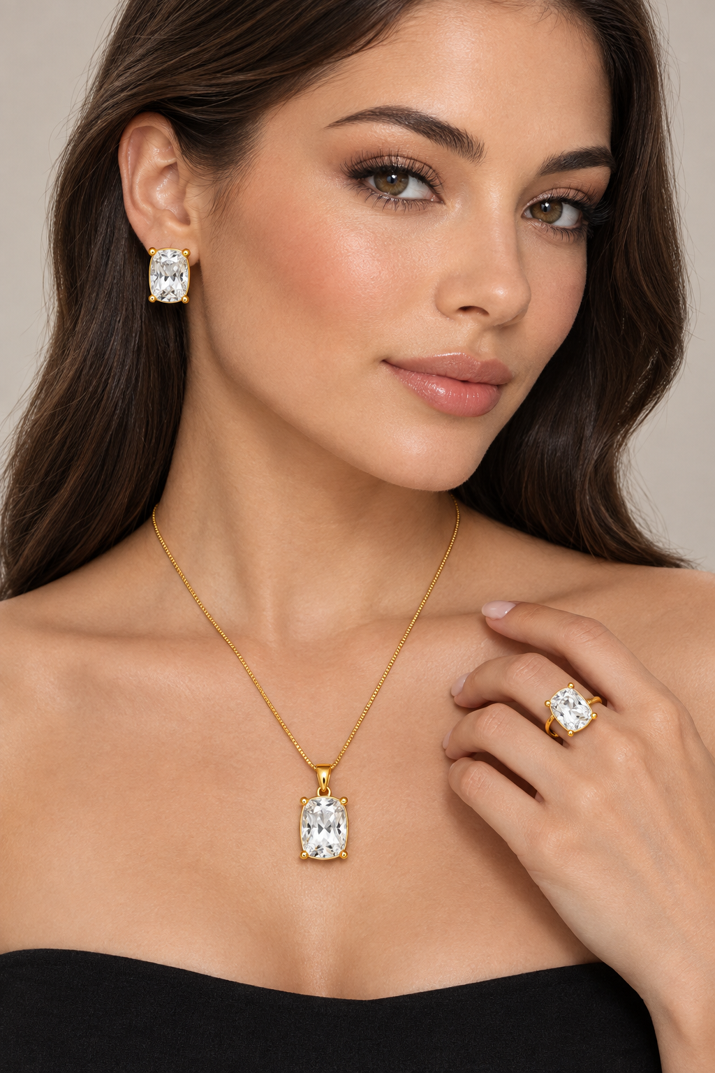 1007 Sparkling Crystal Necklace, Earrings & Ring Set